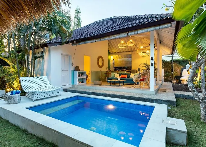 Villa Domi - Cozy & Budget-Friendly 1Br Honeymoon Villa In Seminyak With Private Pool
