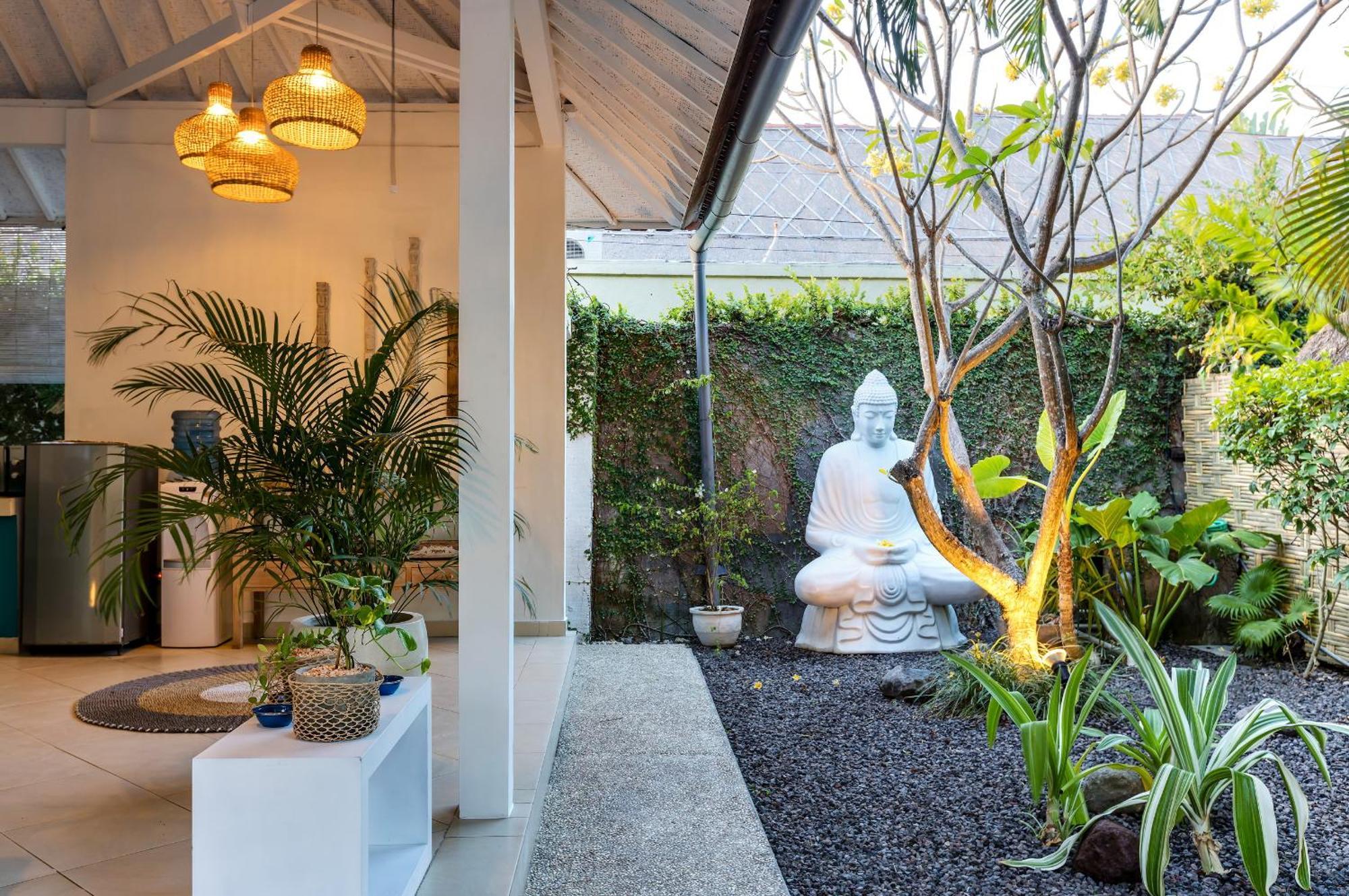 Villa Domi - Cozy & Budget-friendly 1br Honeymoon In With Private Pool Seminyak (Bali)